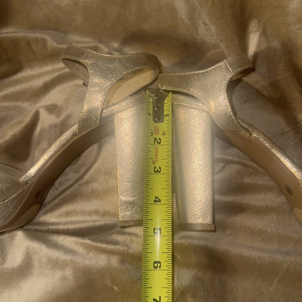 Chinese Laundry Sexy Gold Glitter shoes size 10 - Picture 3 of 8